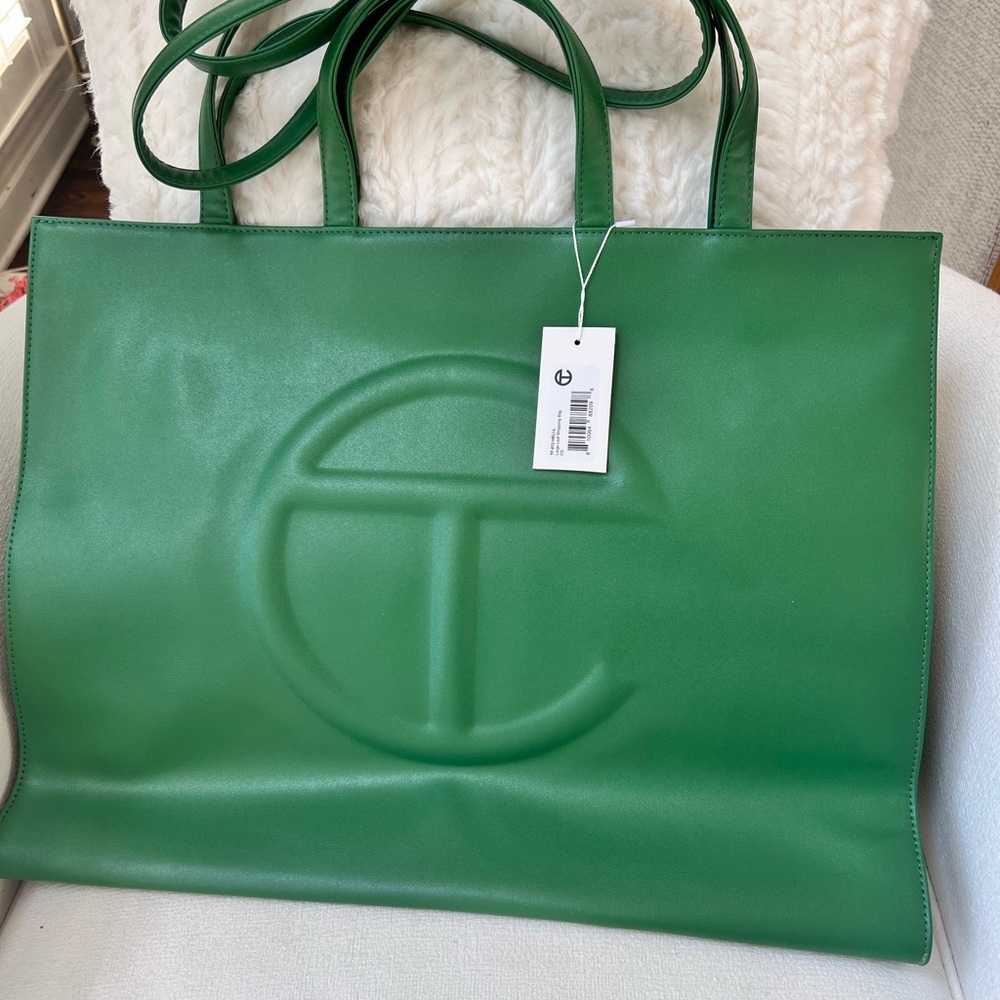 Telfar Large Shopper - Leaf Green - Picture 8 of 10